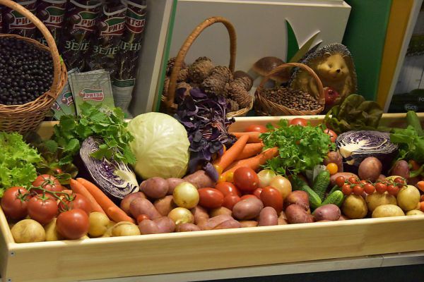 Свердловский Роспотребнадзор забраковал каждую восьмую тонну овощей и фруктов