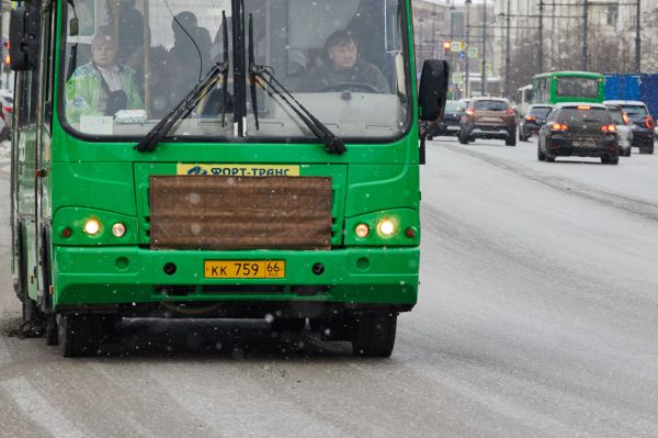 В Екатеринбурге из-за репетиций парада Победы изменят три автобусных маршрута