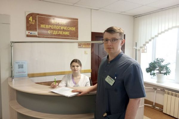 Свердловские врачи спасли 32-летнего пациента с клещевым энцефалитом и боррелиозом