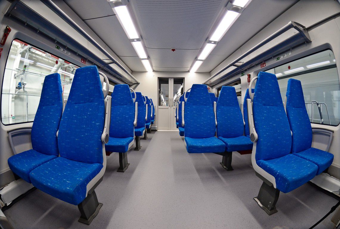 Поезд ласточка екатеринбург фото внутри вагона