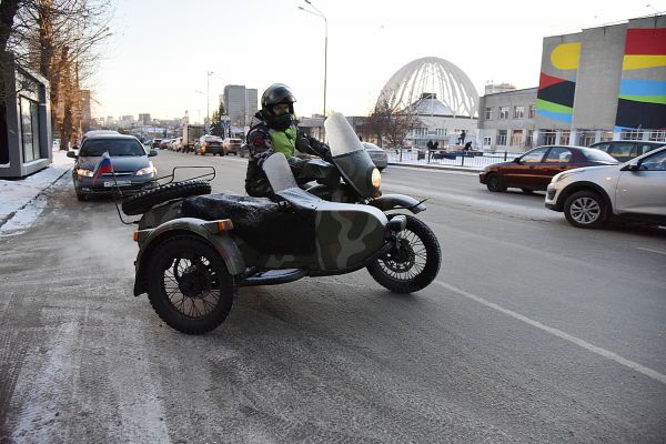 Из Москвы в Ирбит: байкеры отправились поздравить Ирбитский мотозавод с юбилеем