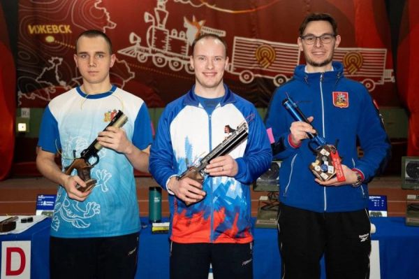 Бац-бац и… в десяточку: свердловчане завоевали медали по пулевой стрельбе