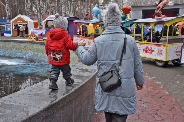 В Екатеринбурге судебные приставы помогли вернуть матери трехлетнего сына