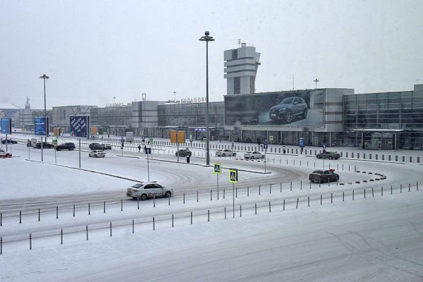 Из-за тумана в Екатеринбурге не могут сесть самолеты, борты направили в Челябинск