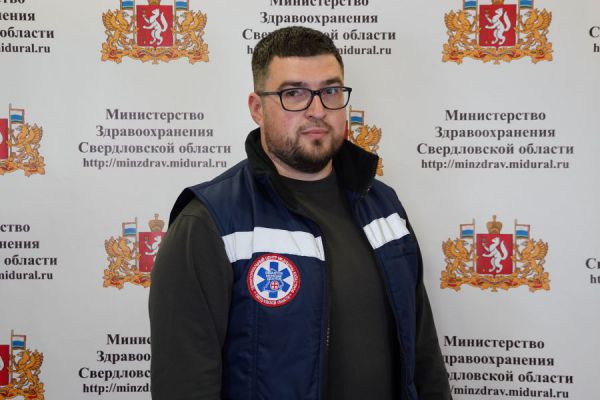Свердловские медики призывают родителей беречь детей от падений из окон