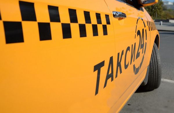 Екатеринбуржец избил таксиста и угнал его авто… из-за ревности