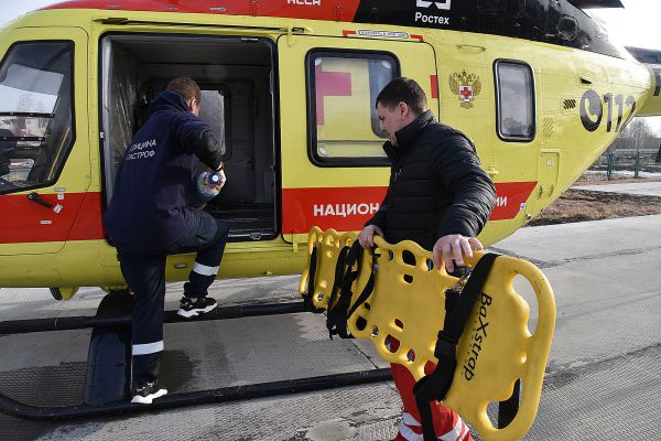 Пострадавших при обрушении подъезда дома в Нижнем Тагиле детей перевезут в Екатеринбург