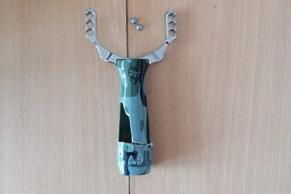 Полиция выяснила, кто обстрелял жилой дом на Уралмаше