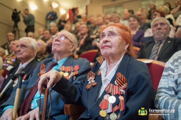 Поздравили ветеранов спорта — участников Великой Отечественной