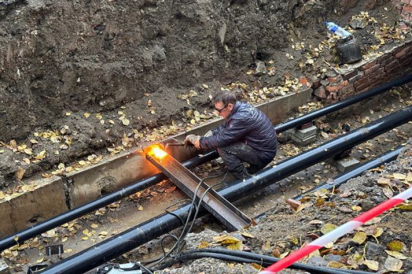 В отдаленном поселке  Каменска-Уральского заменят более двух километров аварийных теплосетей