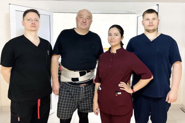 Водителя скорой помощи поставили на ноги, чтобы он снова смог сесть за руль