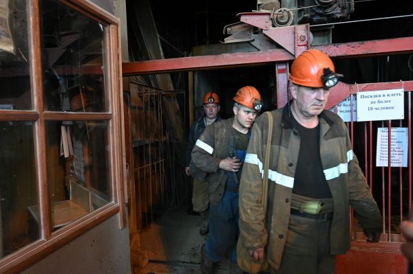 &quot;Профессия сильных людей&quot;: глава Свердловской области поздравил шахтеров с профессиональным праздником