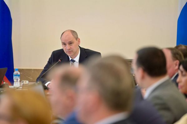 Руководитель Свердловской области Денис Паслер сообщил, что физкультурно-оздоровительный комплекс в Дегтярске будет построен