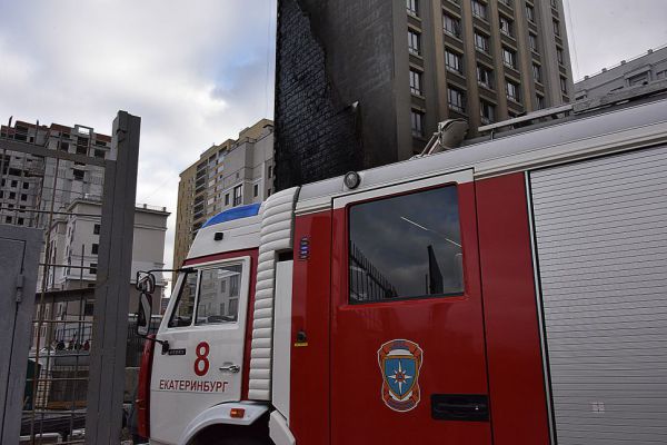 В пожаре в центре Екатеринбурга сгорел мужчина