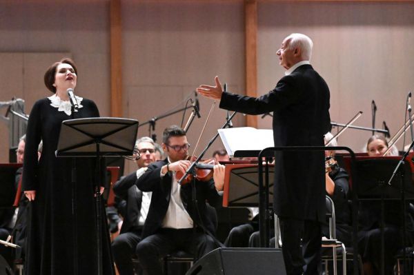 Владимир Спиваков и Хибла Герзмава показали в Екатеринбурге программу «Я люблю тебя, жизнь!»