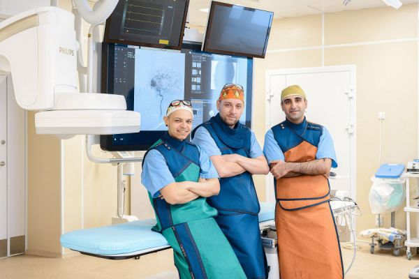 Свердловские хирурги первыми в РФ освоили новый метод лечения онкобольных