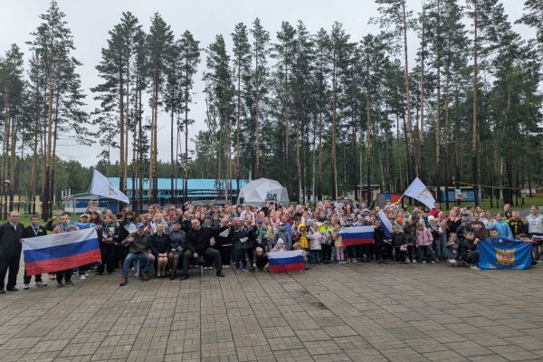 В детских лагерях отдыха под Сысертью побывали общественники полицейского главка