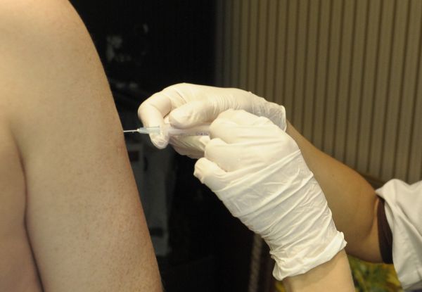 Поступил первый транш вакцины против гриппа