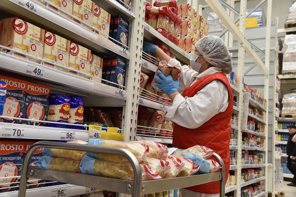 Производителей обязали фасовать продукты в упаковку стандартного объема