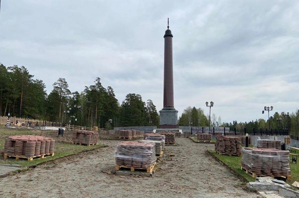 В Первоуральске отреставрируют стелу «Европа-Азия»