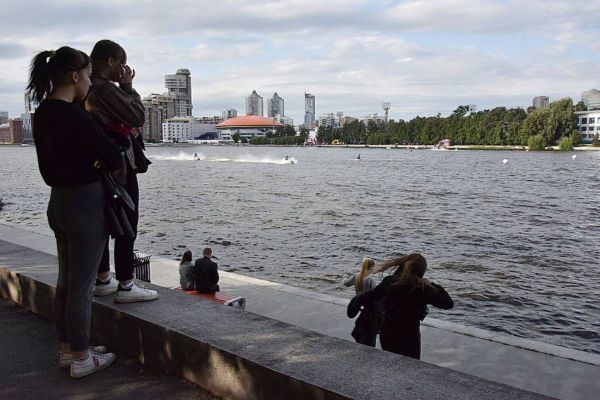 В Екатеринбурге изменится облик набережной городского пруда. Началось голосование за новый проект