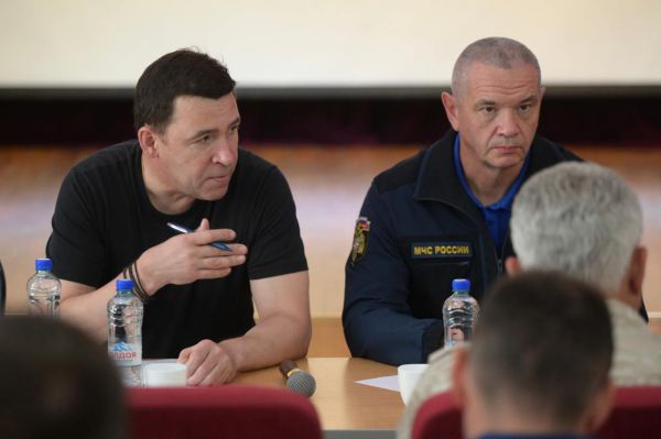 Евгений Куйвашев дал поручения по подготовке к разбору завалов на месте обрушения дома в Нижнем Тагиле
