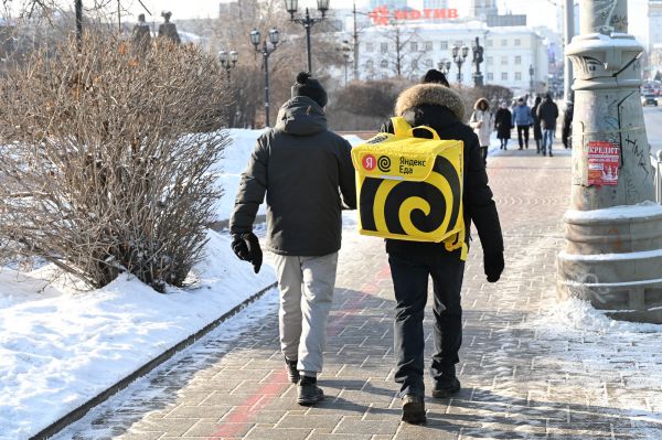 Ноги кормят. Свердловские курьеры вышли вышли в лидеры по зарплатам в УрФО
