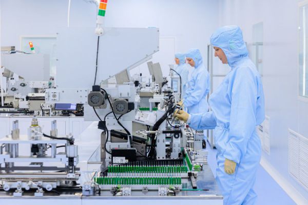 На заводе медтехнологий в Каменске-Уральском тестируют новые образцы медицинских изделий