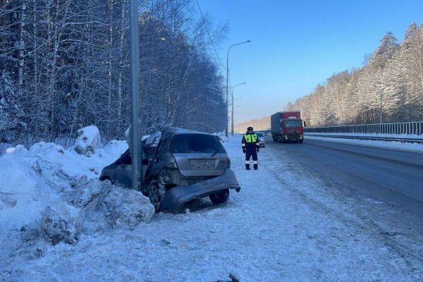 В Екатеринбурге на дублере Сибирского тракта произошло смертельное ДТП