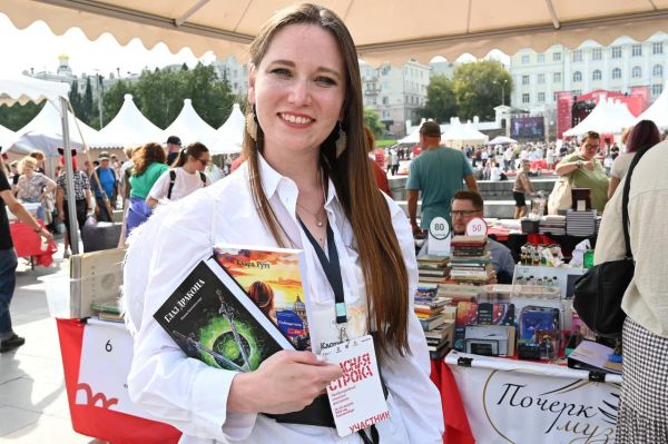 Масштабно и ярко: книжный фестиваль «Красная строка» в Екатеринбурге пройдет на новой площадке