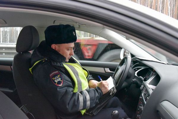 В Екатеринбурге ГИБДД оштрафовала лихача, устроившего «покатушки» на тюбинге