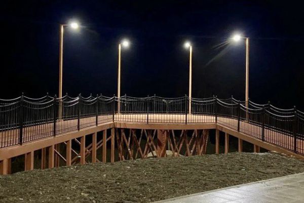 Осветили обновленную часть набережной в Красноуфимске