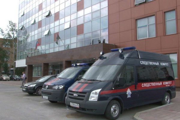 В Свердловской области подросток избил битой троих детей