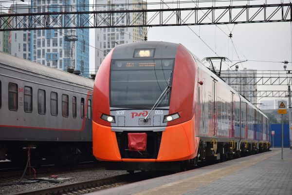 СвЖД назначила дополнительные поезда на праздничный день 12 июня