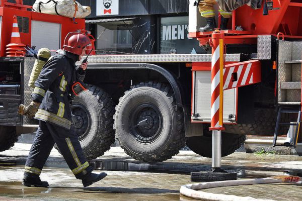 В микрорайоне Кольцово вспыхнула свалка