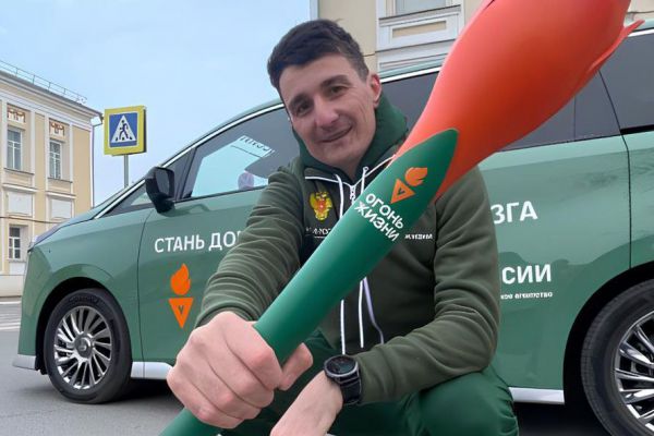 Этап Всероссийской эстафеты факела «Огонь жизни» в поддержку донорства костного мозга проходит в Екатеринбурге