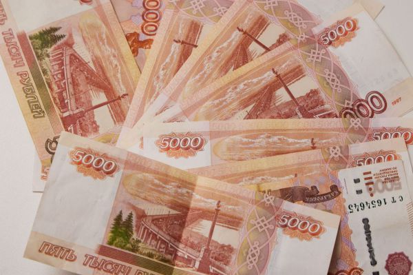 В Каменске-Уральском заводчанин заплатил 40 тысяч рублей за несостоявшийся секс