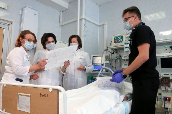 Плата за халатность. Уралец не принимал назначенные ему лекарства и оказался в реанимации