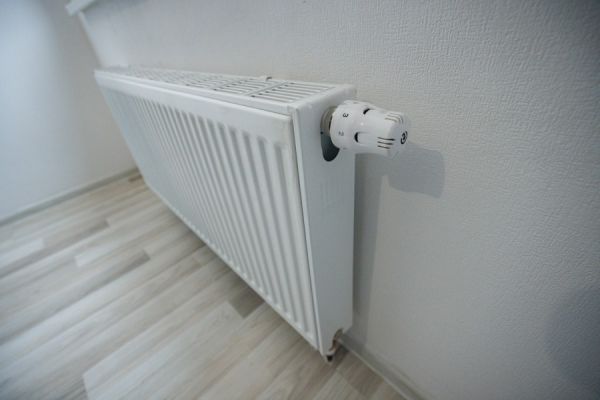 Стало известно, когда начнется подача тепла в дома Екатеринбурга