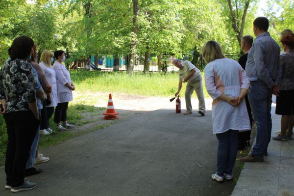 В свердловской больнице отработали действия при угрозе теракта