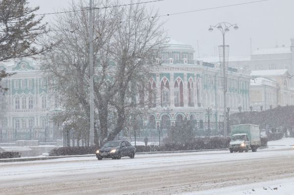 В Свердловской области продлили срок действия штормового предупреждения