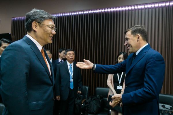 Братья навек: делегация с Урала налаживает связи с Китаем
