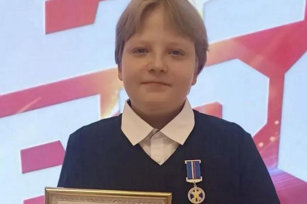 Не оставил человека в беде. Школьник из Среднеуральска награжден медалью «За проявленное мужество»