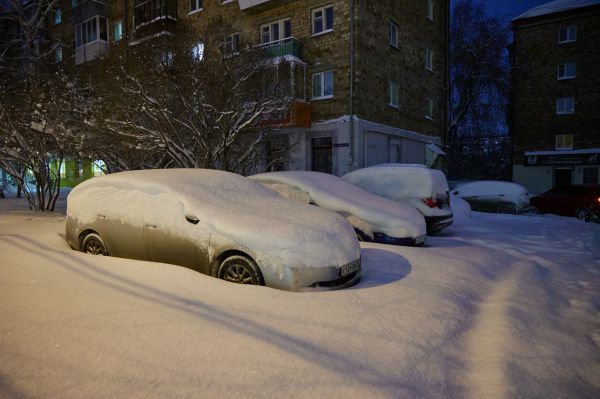 В Каменске-Уральском полицейские ищут родственников замерзшей женщины