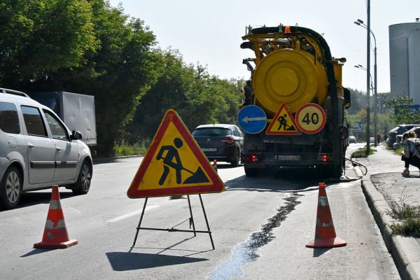 На Уктусе в мосту появились дыры. Чинить будут летом