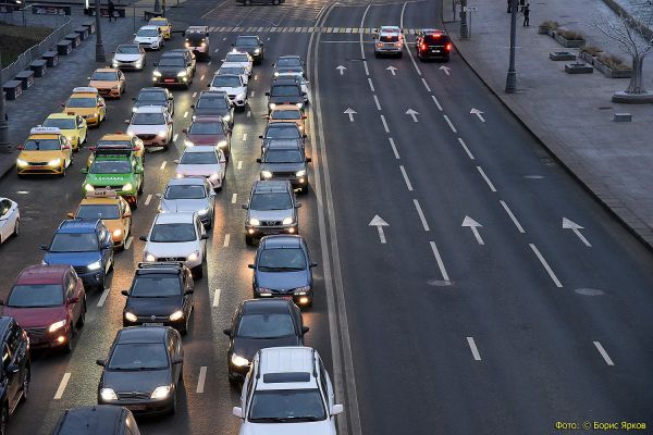 На дорогах Екатеринбурга появятся новые полосы, чтобы уменьшить пробки