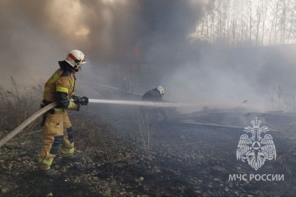 В Свердловской области действуют 59 природных пожаров