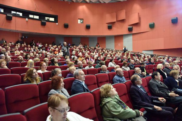 В Екатеринбурге закрыли еще один кинотеатр сети «Премьер зал»