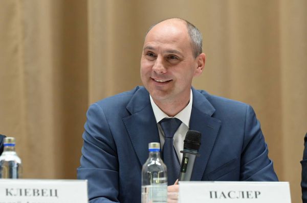 Денис Паслер обсудил перспективы развития сферы АПК на встрече с сельхозпроизводителями в Ирбите