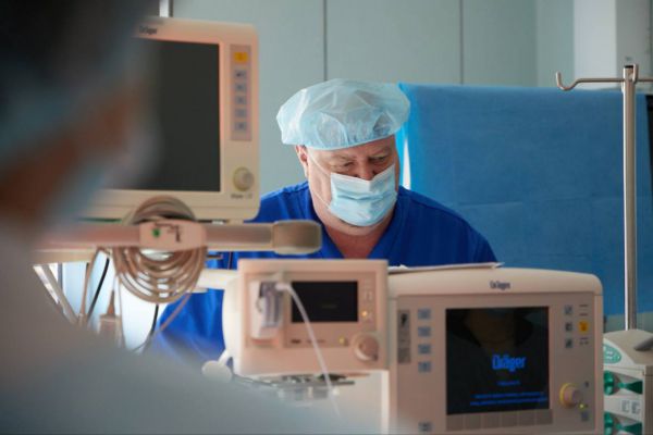 Екатеринбуржцы назвали самые недооцененные профессии